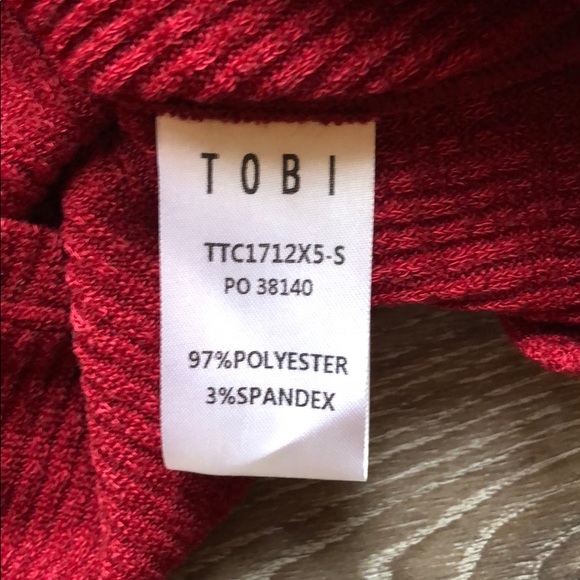 NWT Tobi Cropped Red Sweater - Picture 3 of 5